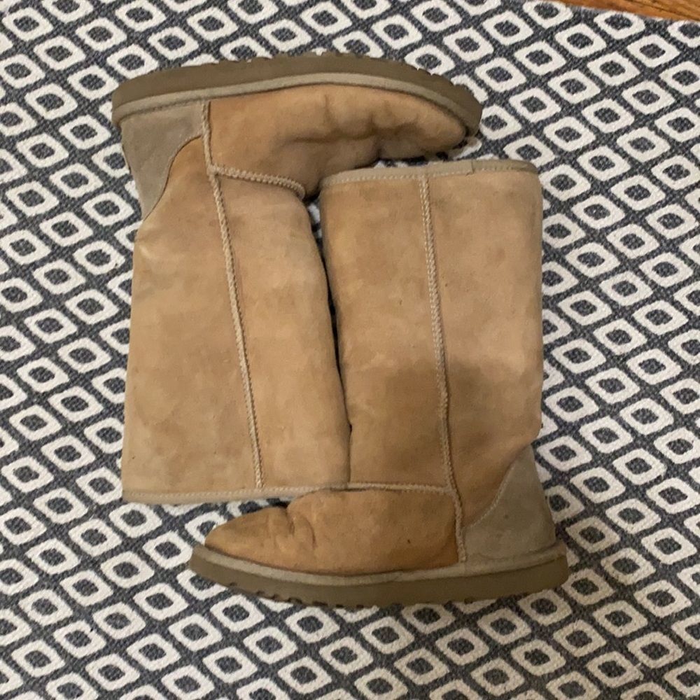 UGG Women’s Classic Tall Boot Beige Size 6